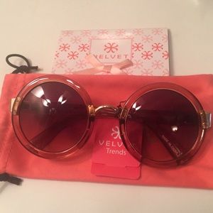 Velvet eyewear sunglasses & $25 gift card